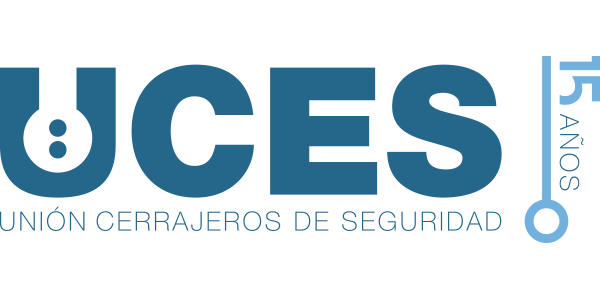 Logo de UCES